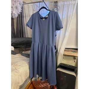 Streych short sleeve fit & flare blue skater dress 2xl- lulueroe